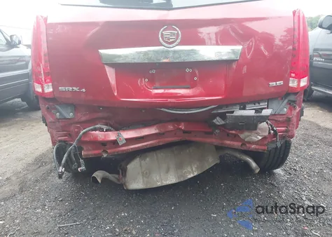 2015 Cadillac Srx Luxury Collection z USA, uszkodzony, nr VIN 3GYFNEE37FS546432